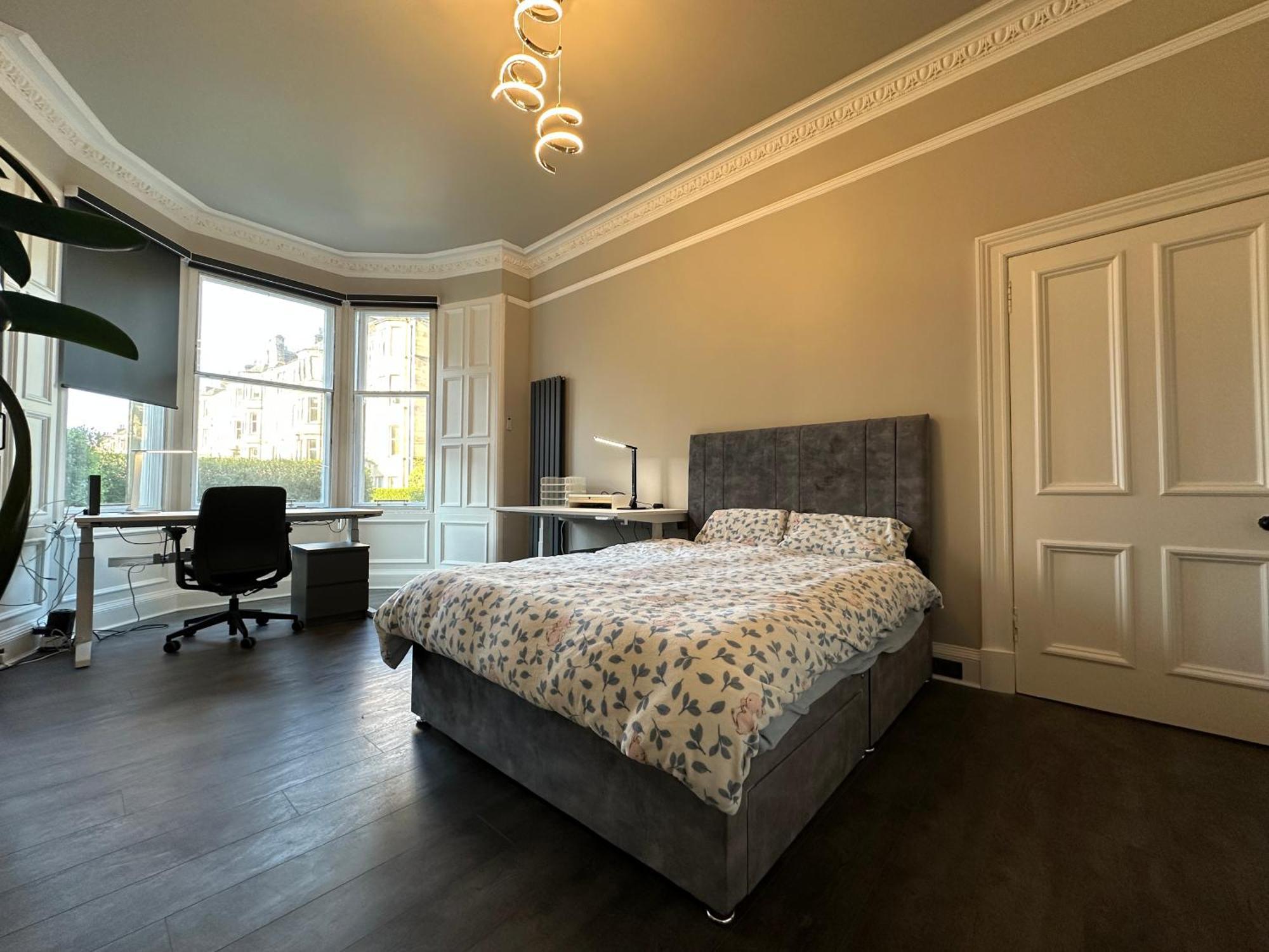 Stylish 3 Bed 2 Bath Ground Floor Main Door Flat In Marchmont Apartment Edinburgh