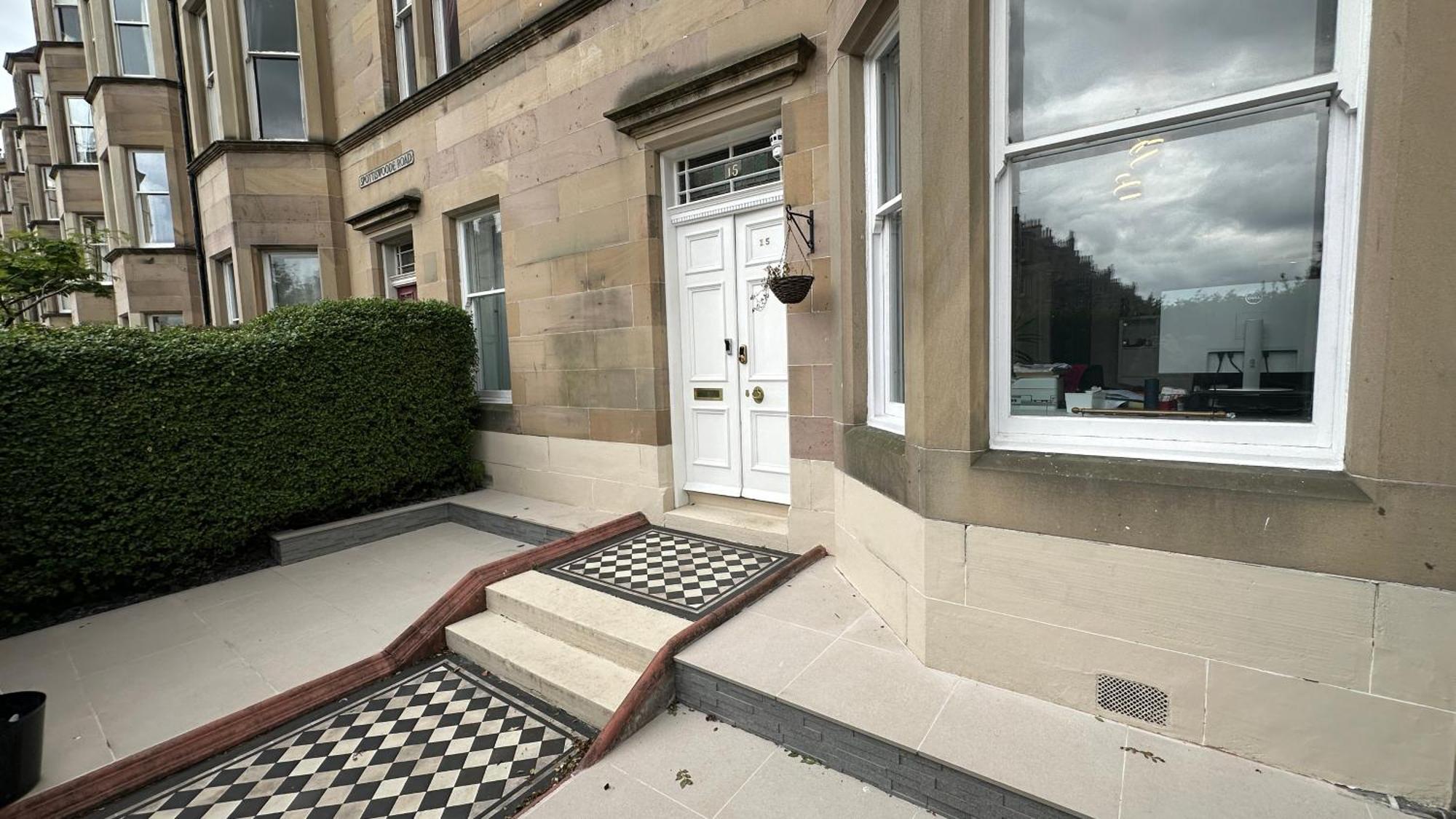 Apartment Stylish 3 Bed 2 Bath Ground Floor Main Door Flat In Marchmont *