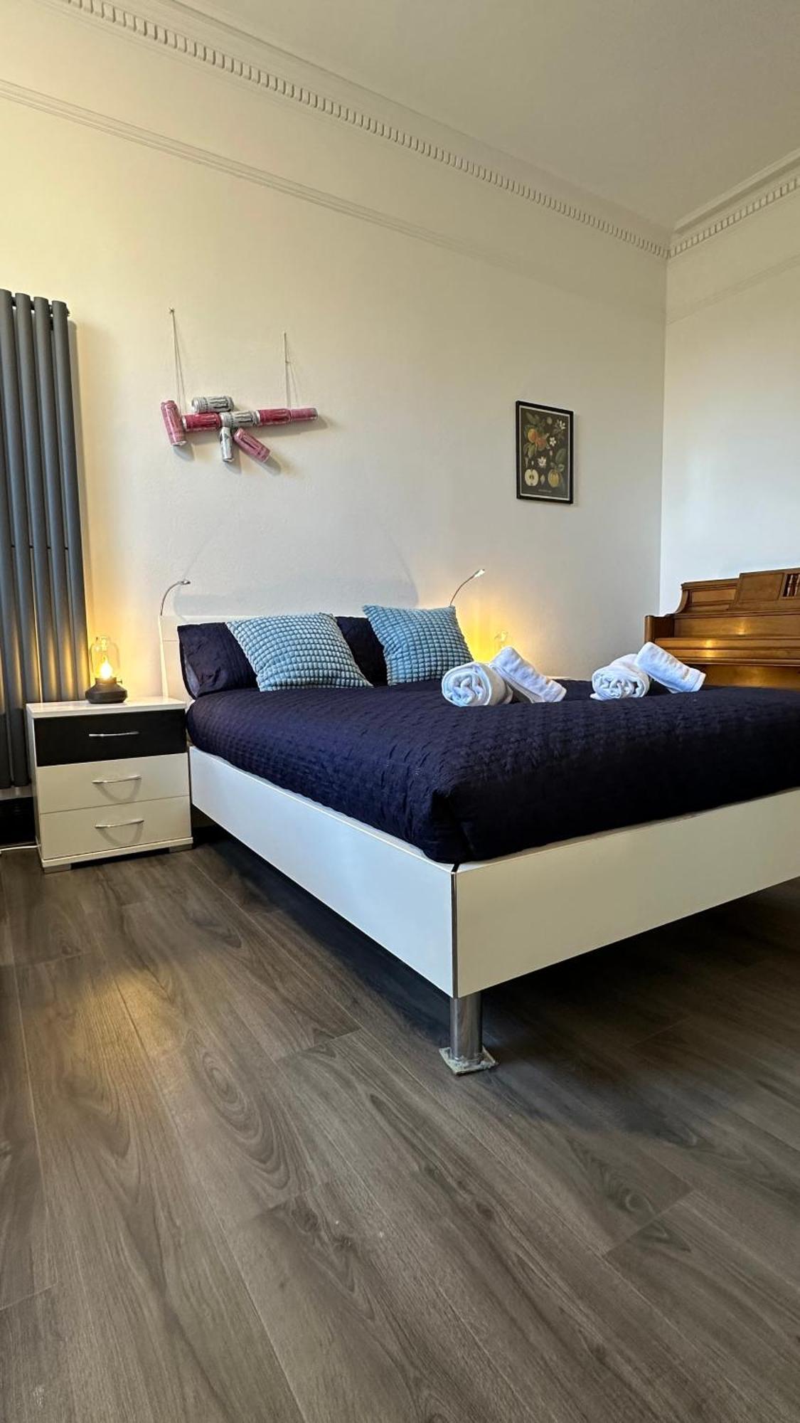 Apartment Stylish 3 Bed 2 Bath Ground Floor Main Door Flat In Marchmont
