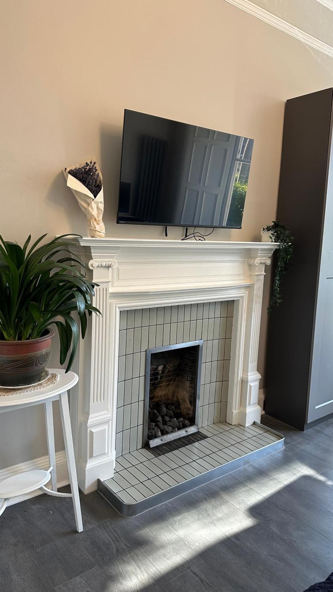 Stylish 3 Bed 2 Bath Ground Floor Main Door Flat In Marchmont Apartment *