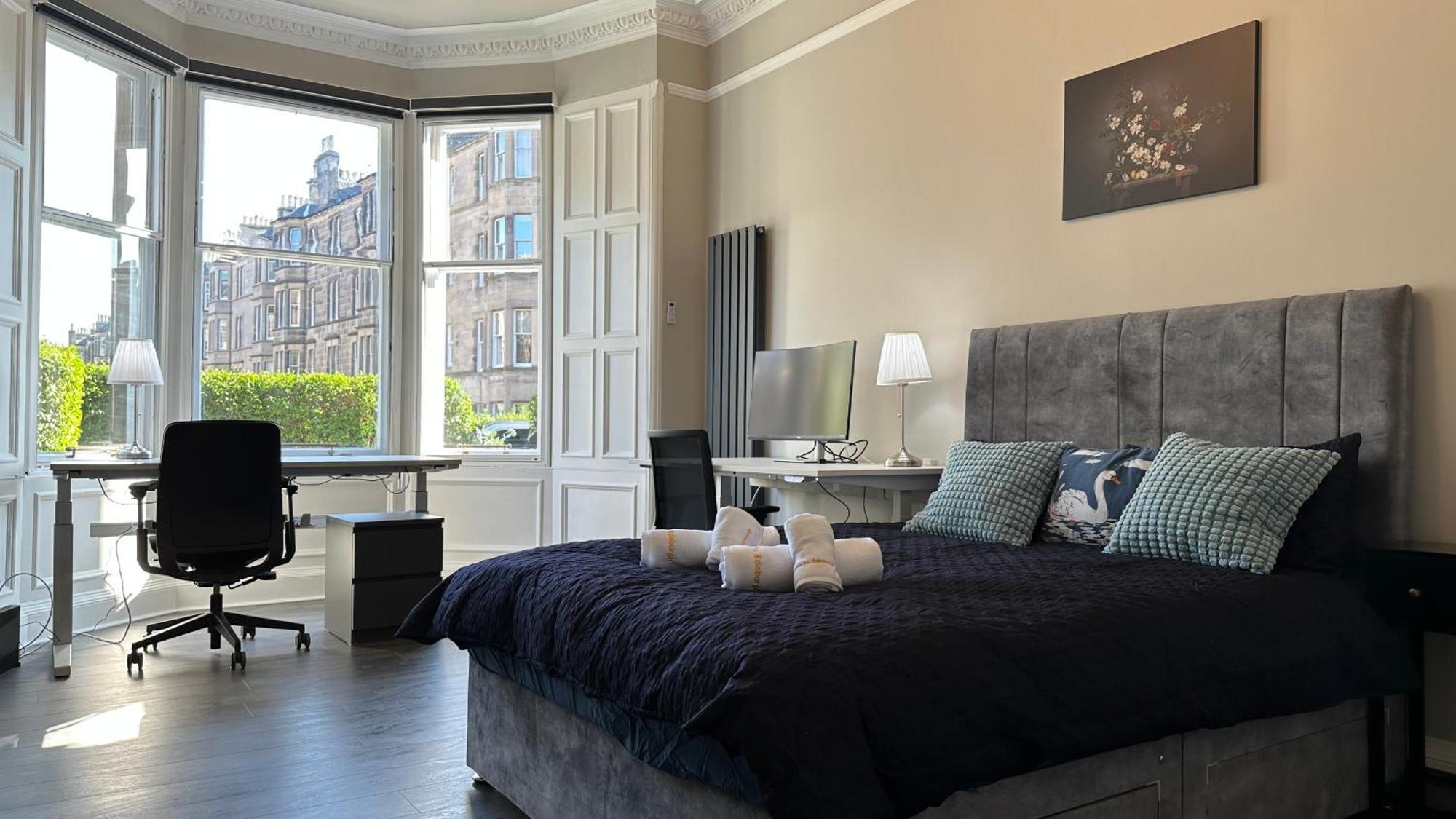 Apartment Stylish 3 Bed 2 Bath Ground Floor Main Door Flat In Marchmont Edinburgh