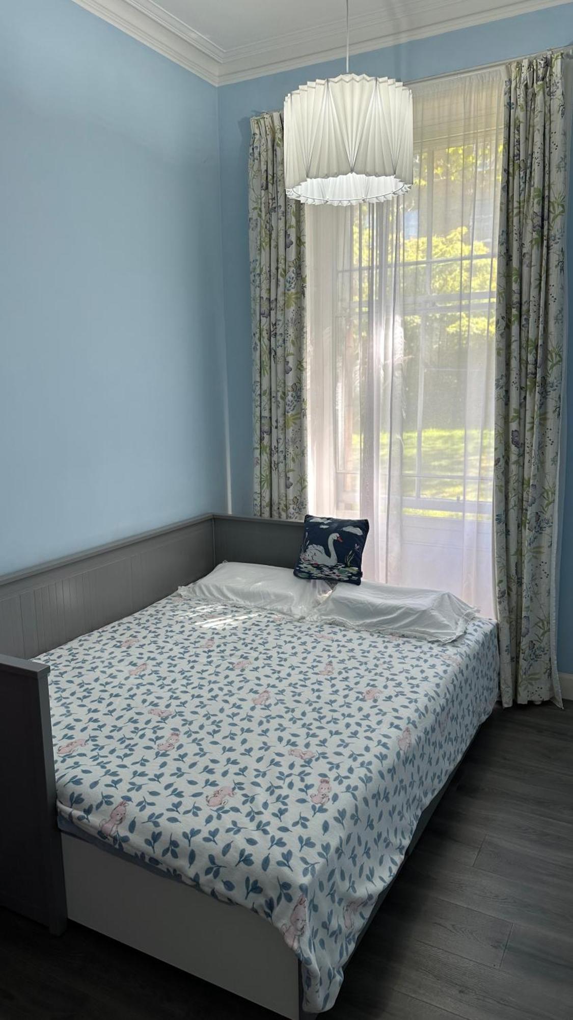Stylish 3 Bed 2 Bath Ground Floor Main Door Flat In Marchmont Edinburgh